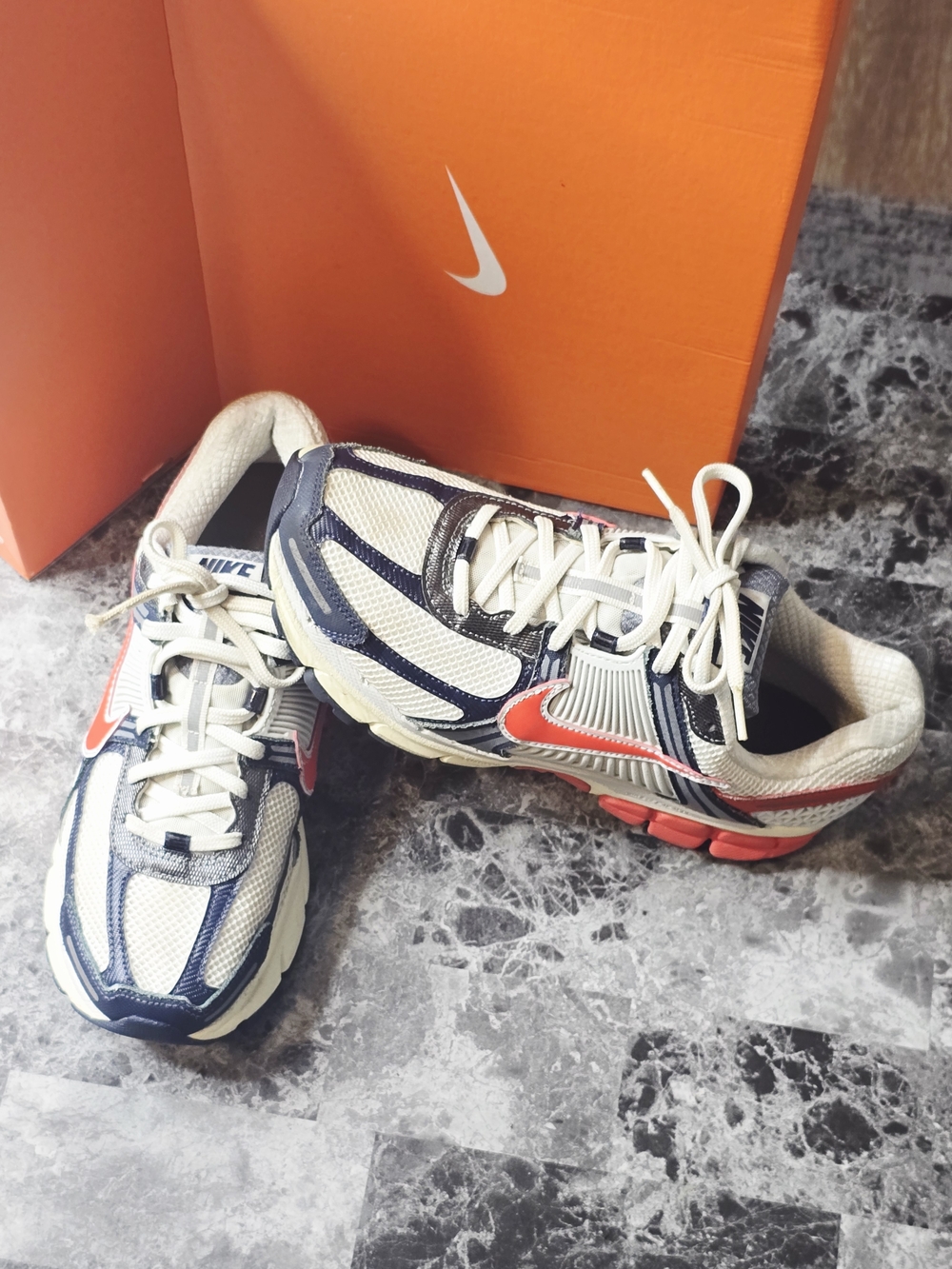 Nike Zoom Vomero 5 Running Sneakers